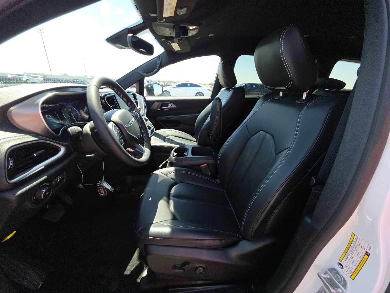 2025 Chrysler Pacifica Select FWD