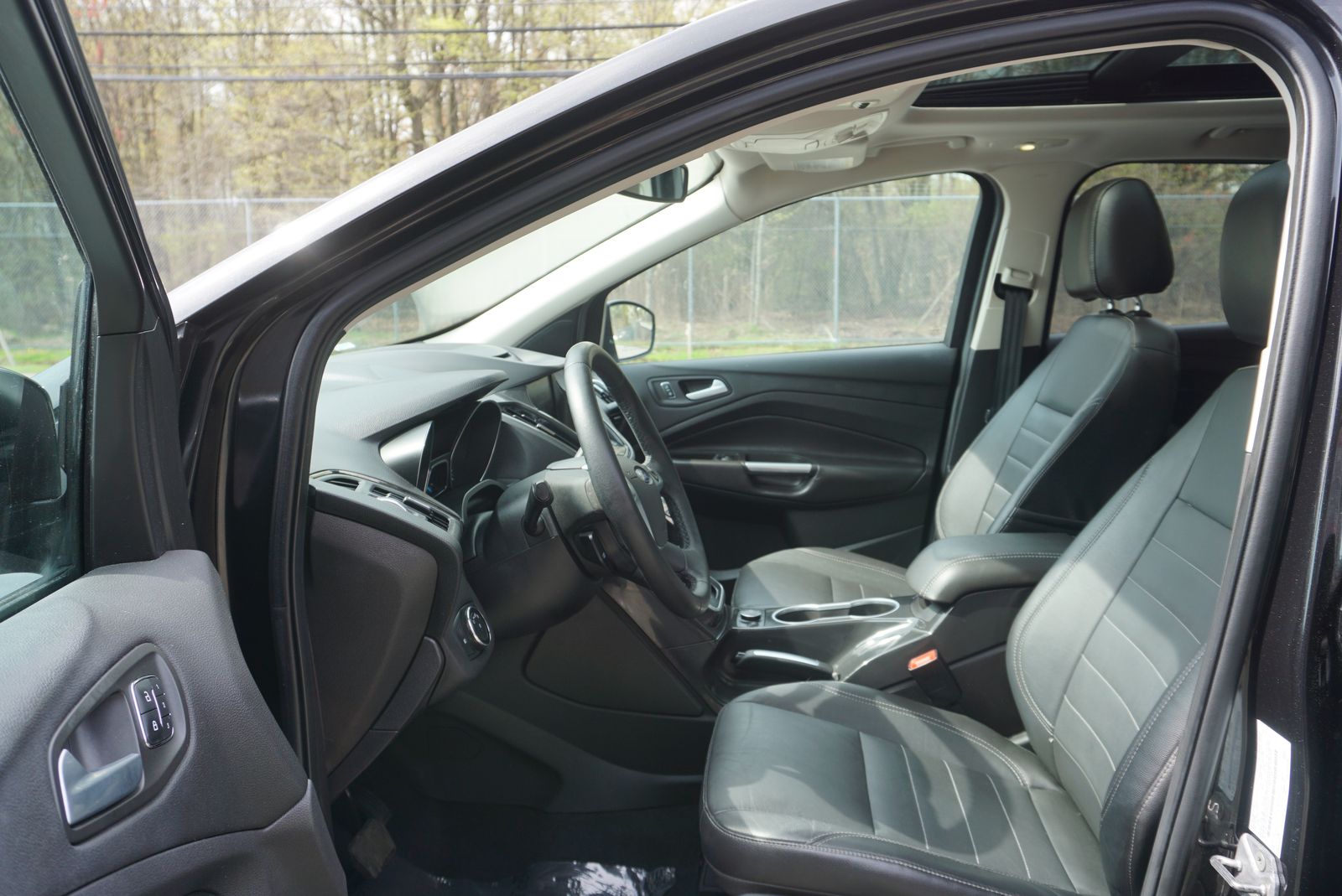 FORD ESCAPE - 10