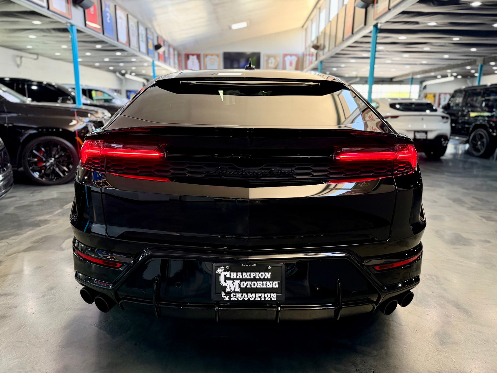 2025 Lamborghini Urus Plug-In Hybrid SE AWD