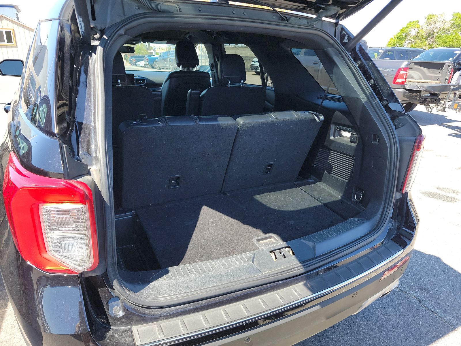 2020 Ford Explorer Limited RWD