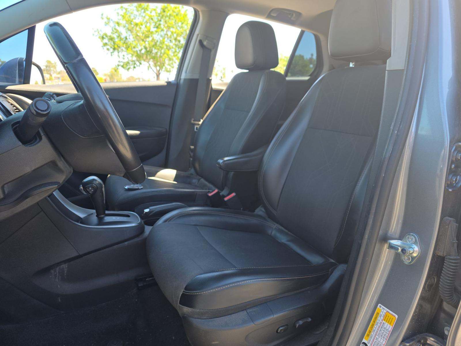 CHEVROLET TRAX - 8