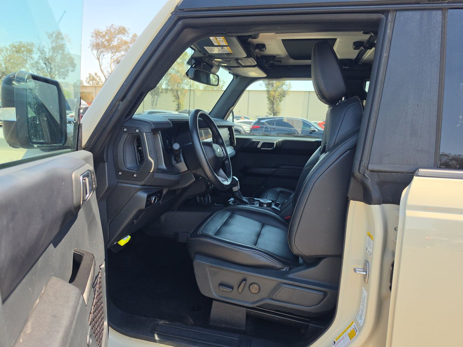 FORD BRONCO - 8