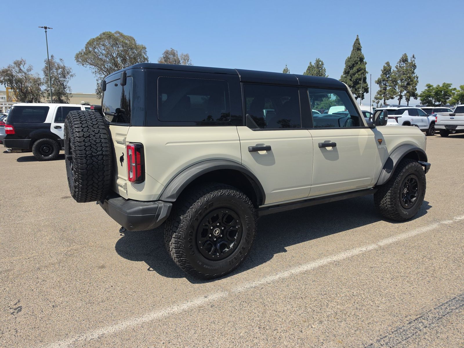 FORD BRONCO - 5