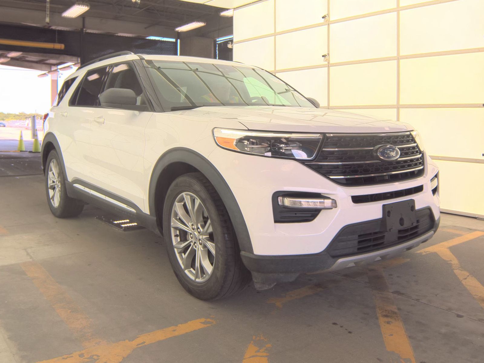 FORD EXPLORER - 5