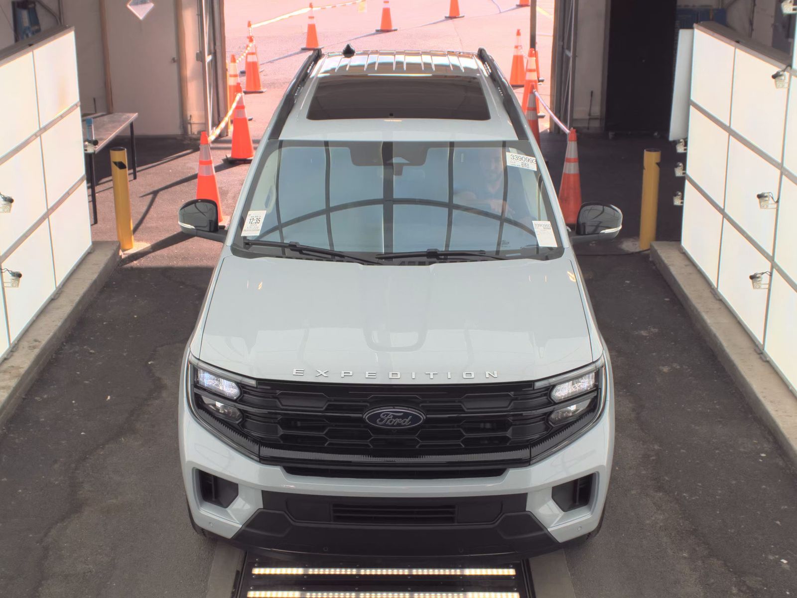FORD EXPEDITION MAX - 3