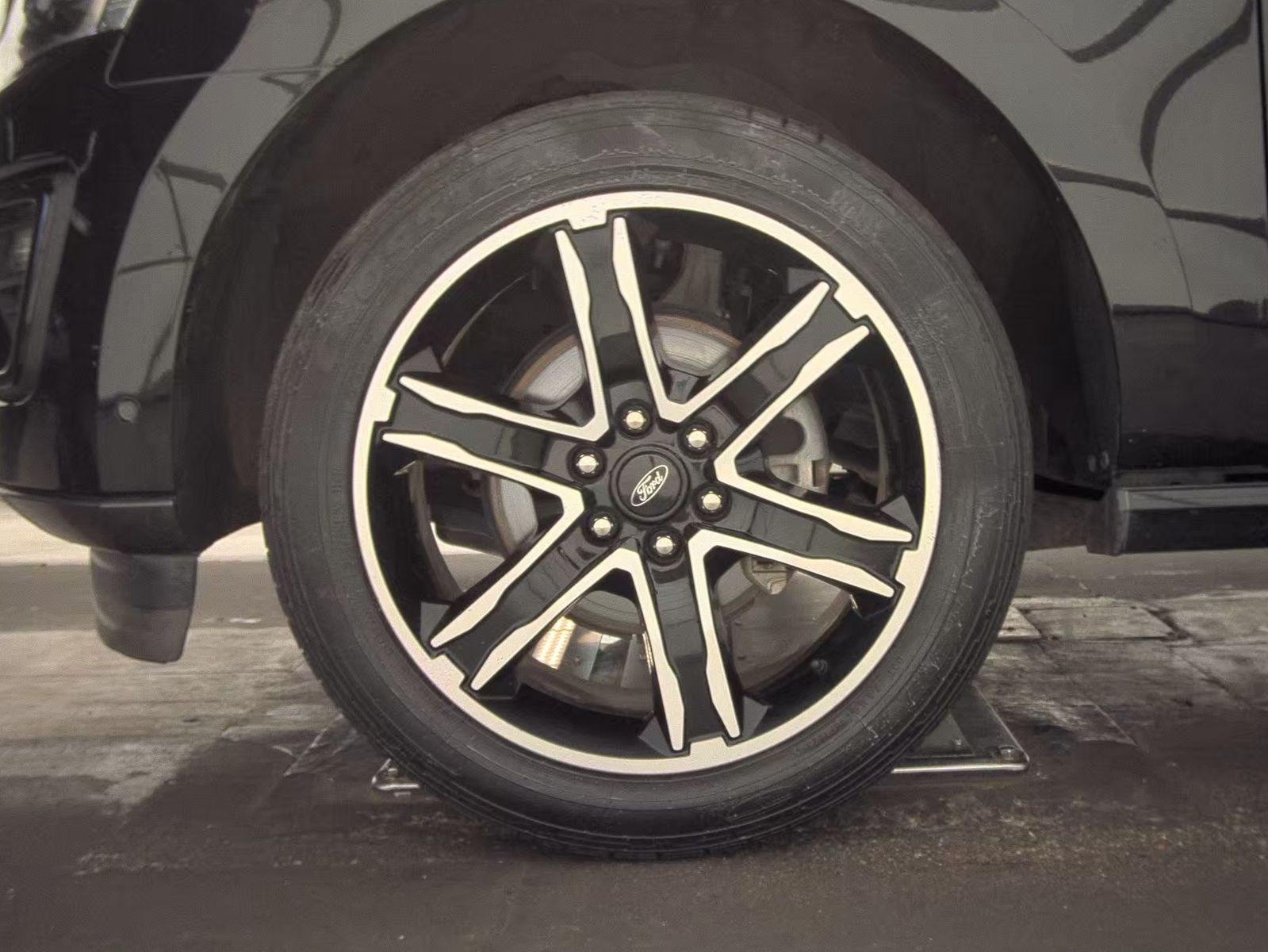 FORD EXPEDITION MAX - 10