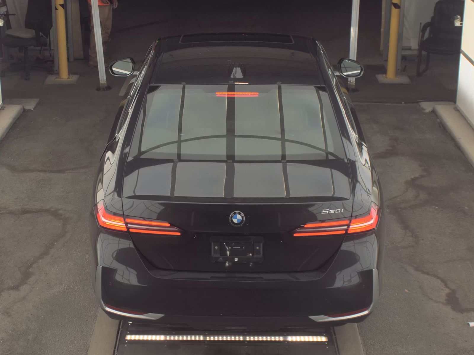 2025 BMW 5 Series 530i RWD