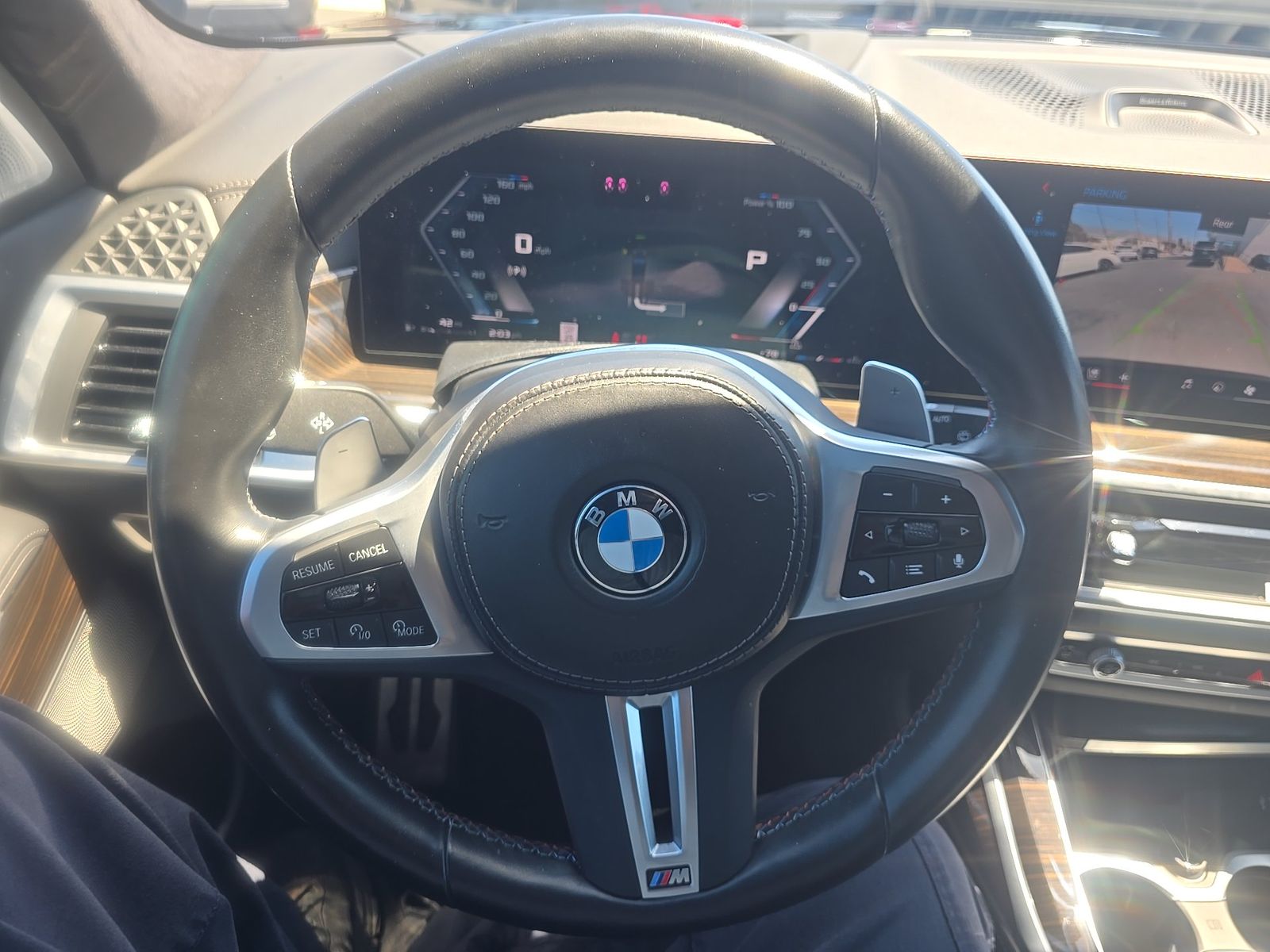 2024 BMW X7 M60i AWD