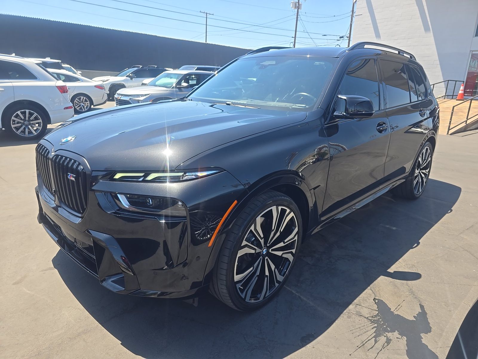 2024 BMW X7 M60i AWD