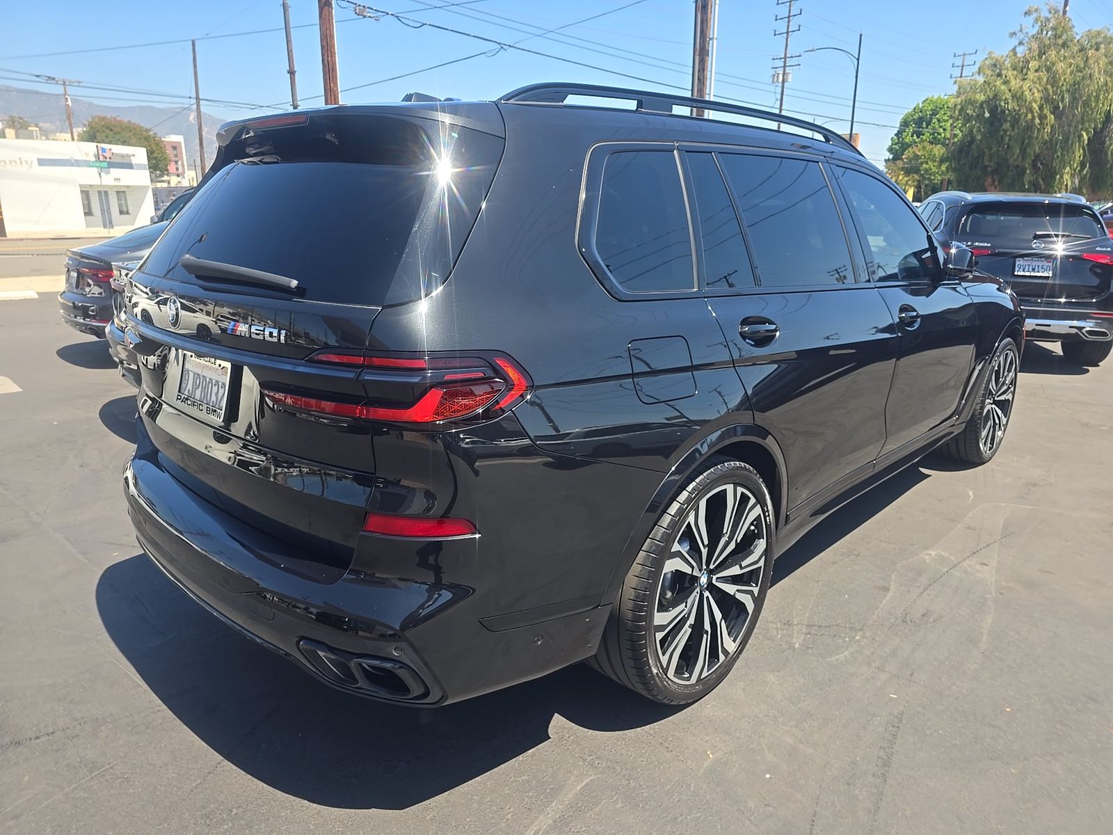 2024 BMW X7 M60i AWD