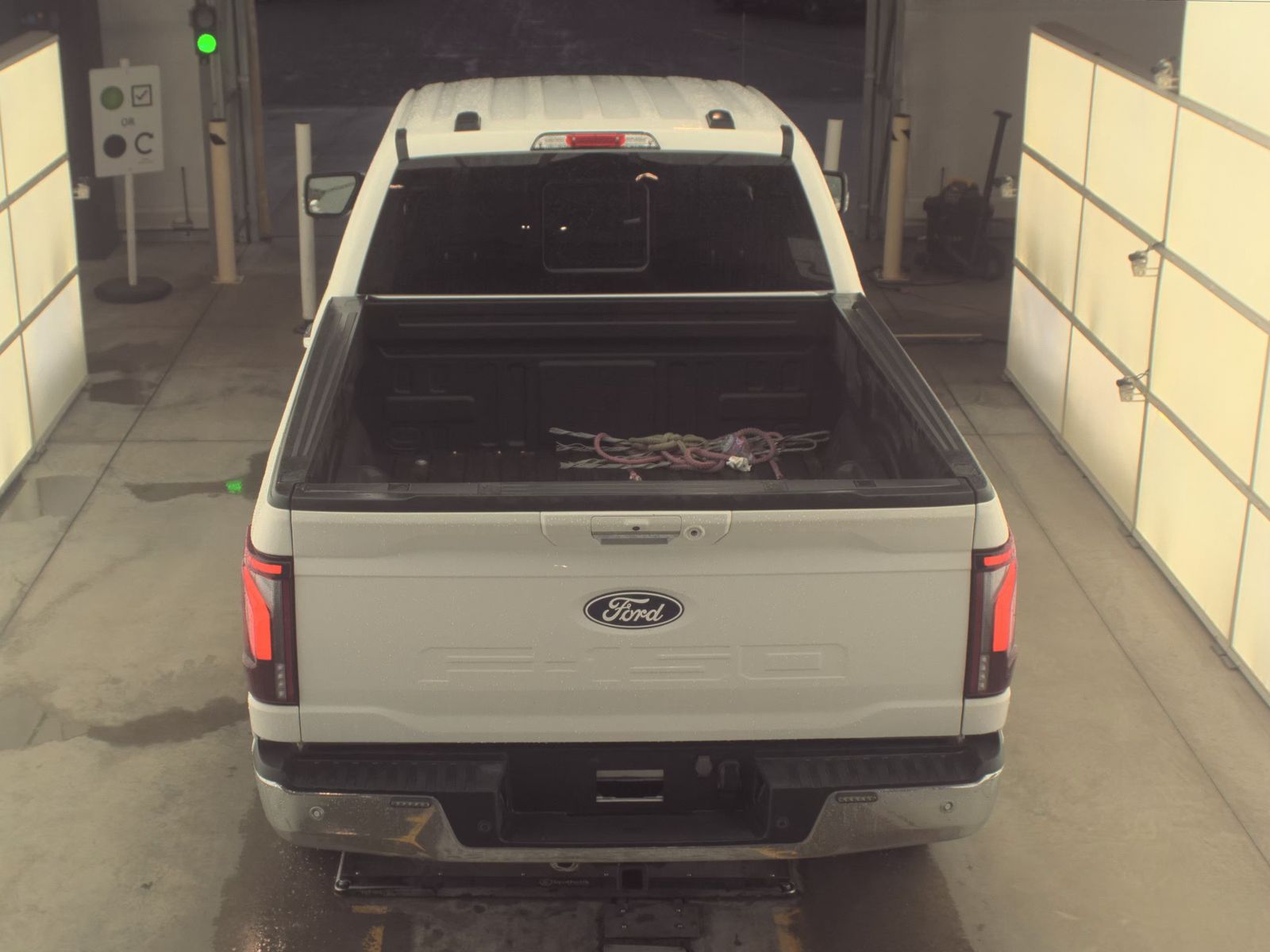 FORD F-150 - 6