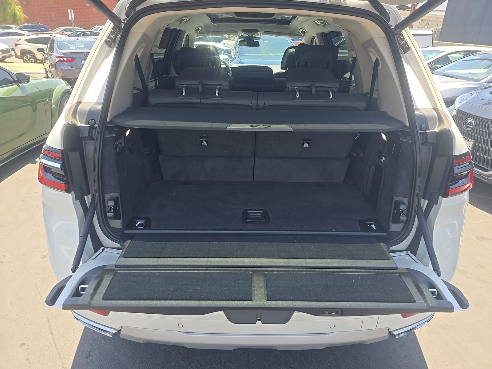 2025 BMW X7 xDrive40i AWD