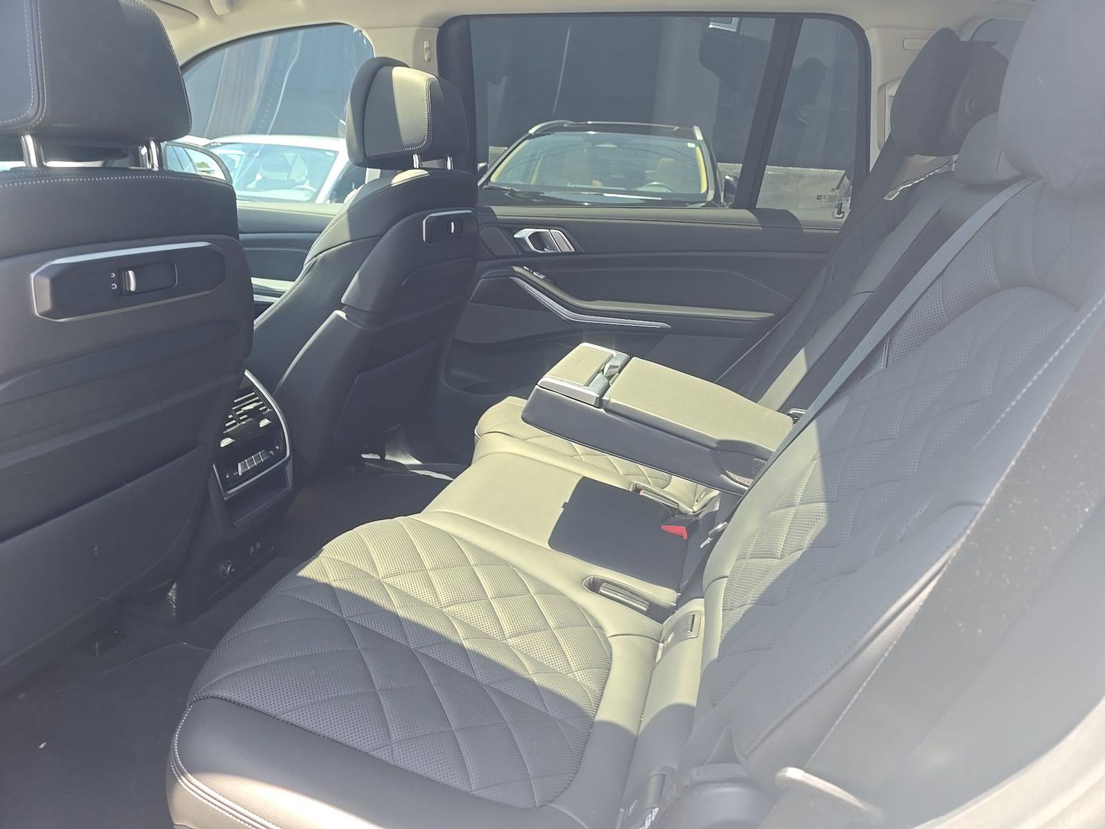 2025 BMW X7 xDrive40i AWD
