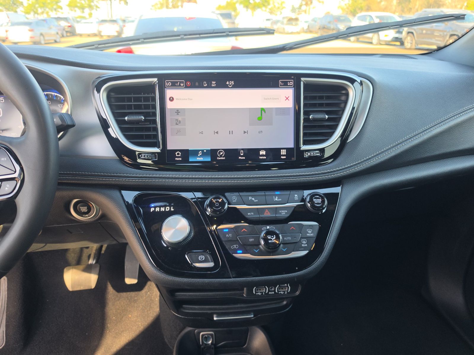 2024 Chrysler Pacifica Touring FWD