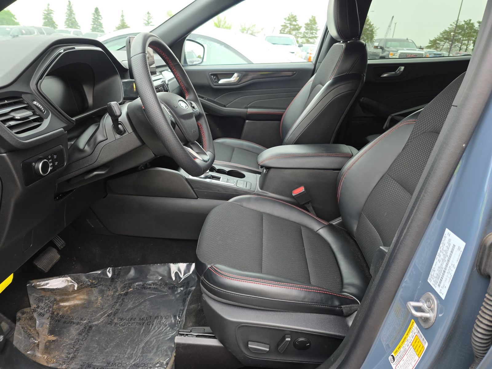 FORD ESCAPE - 8