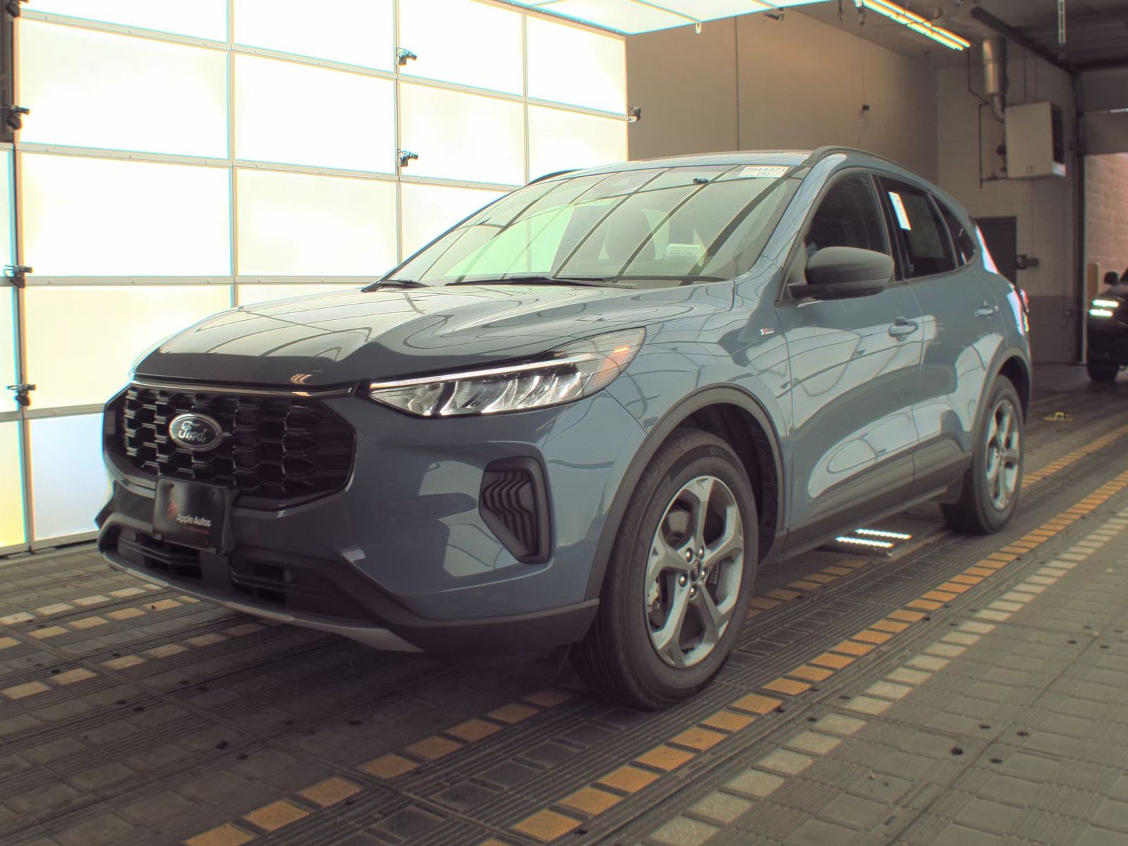 FORD ESCAPE - 1