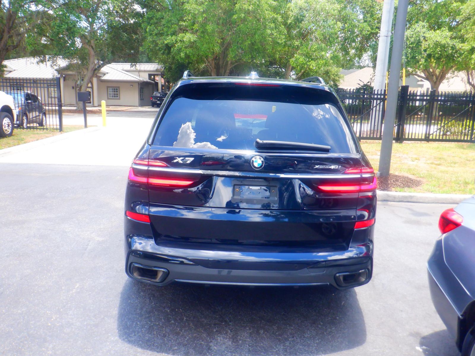 2023 BMW X7 xDrive40i AWD