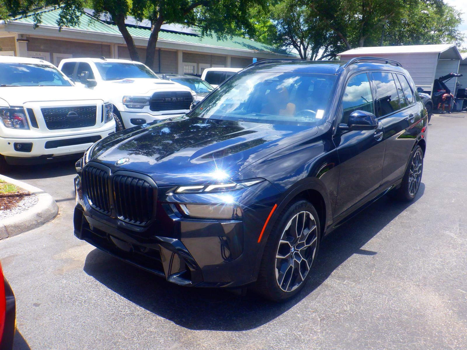 2023 BMW X7 xDrive40i AWD