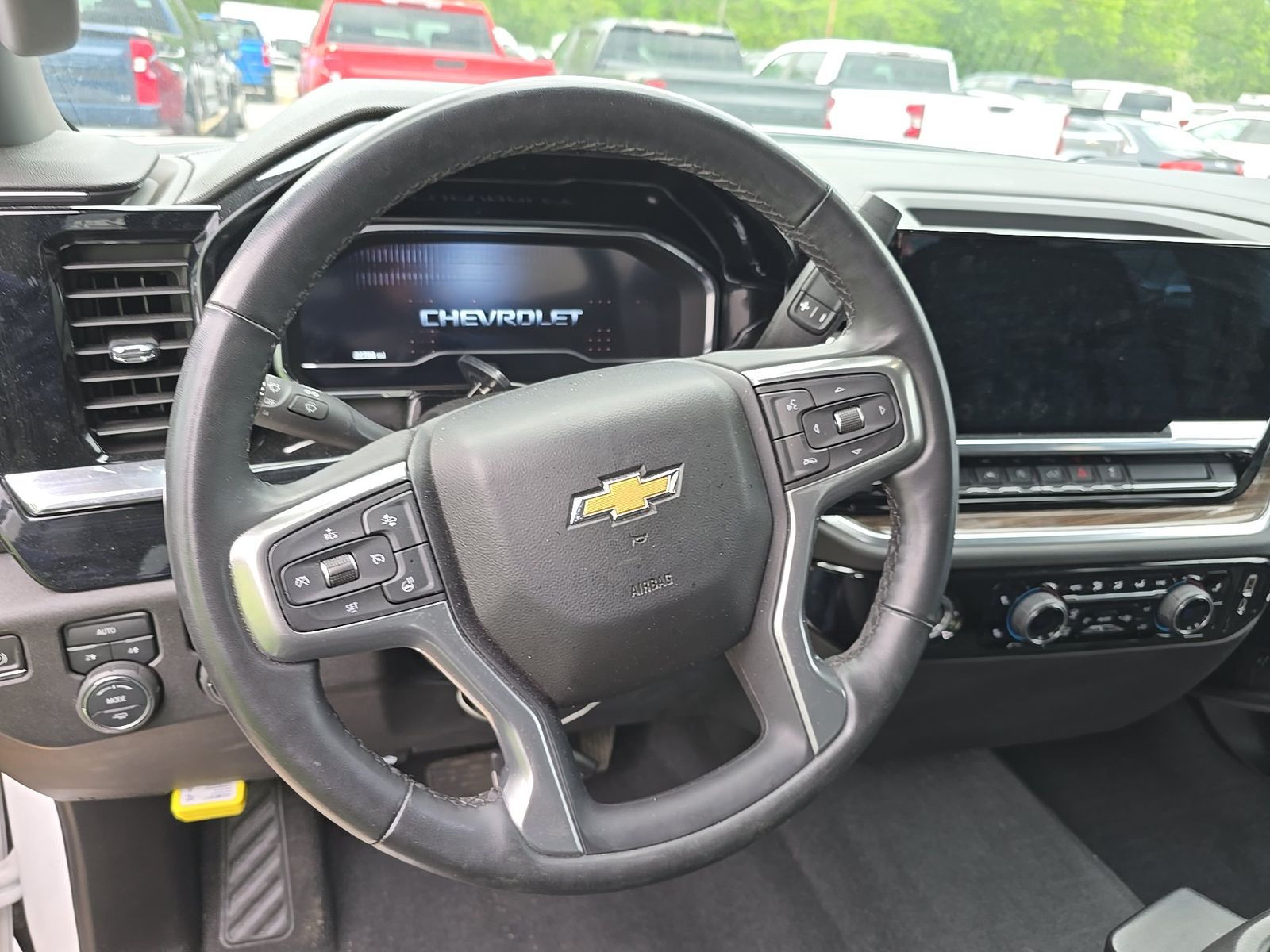 2023 Chevrolet Silverado 1500 LT AWD