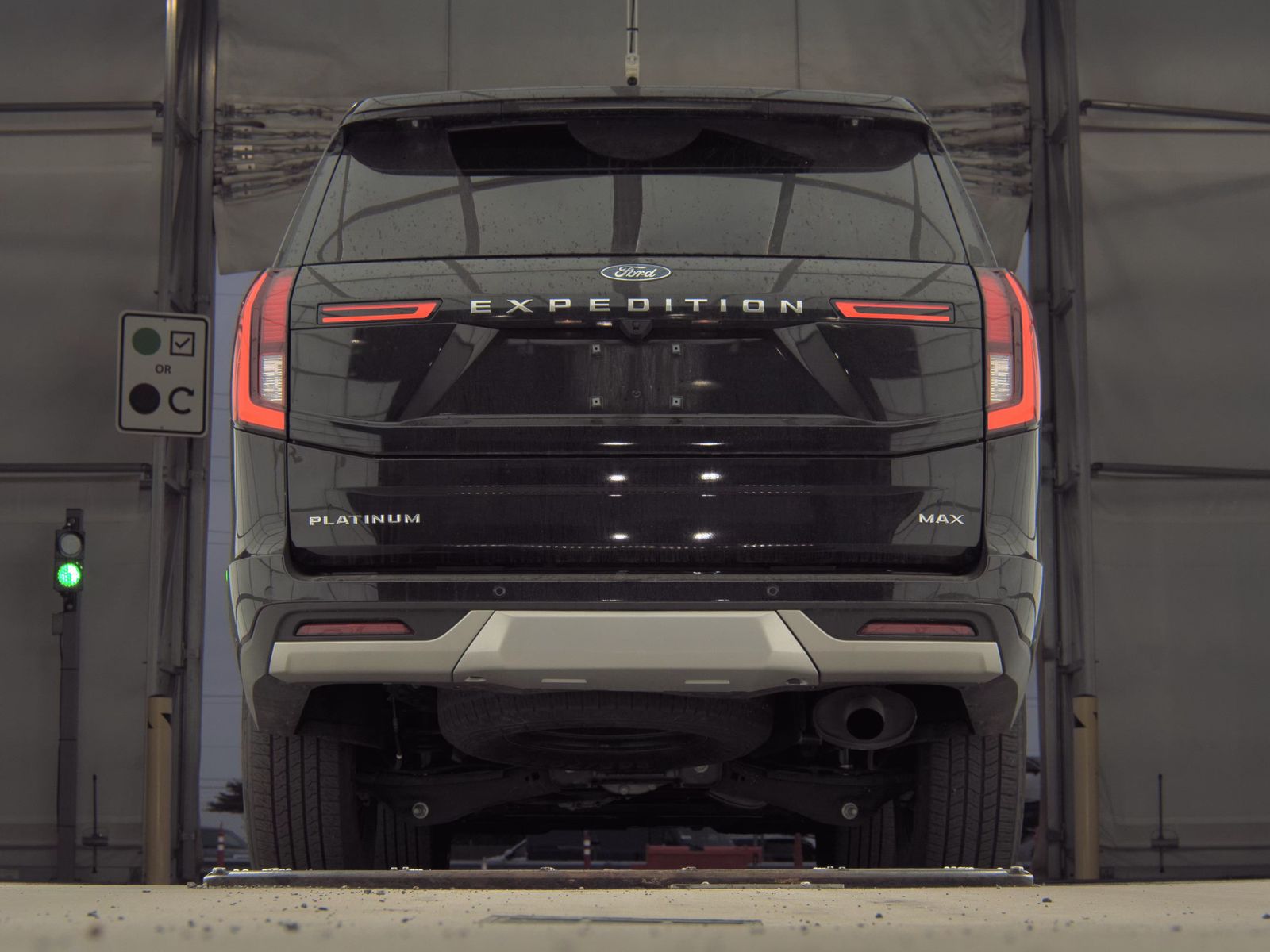 FORD EXPEDITION MAX - 8