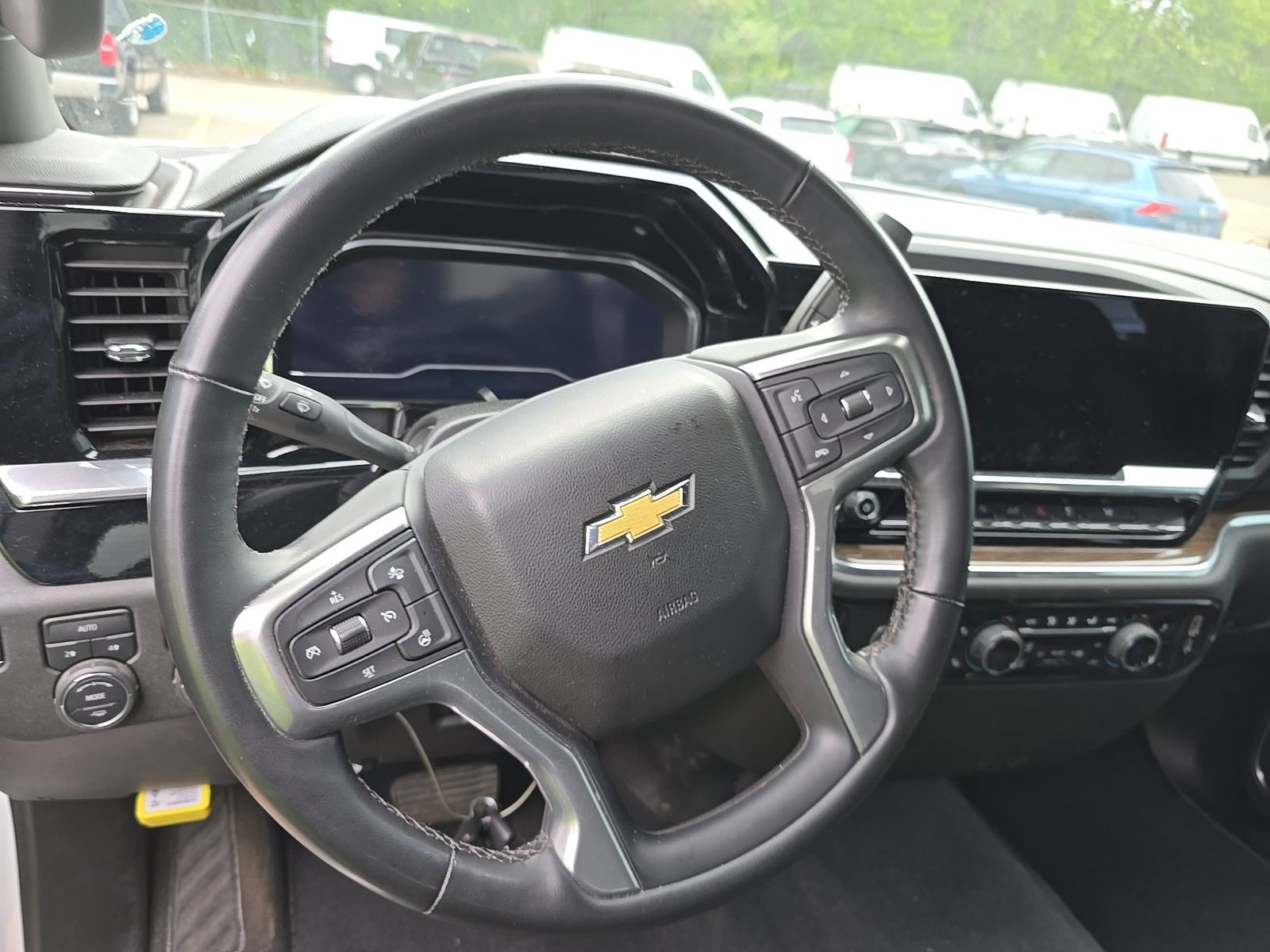 2023 Chevrolet Silverado 1500 LT AWD