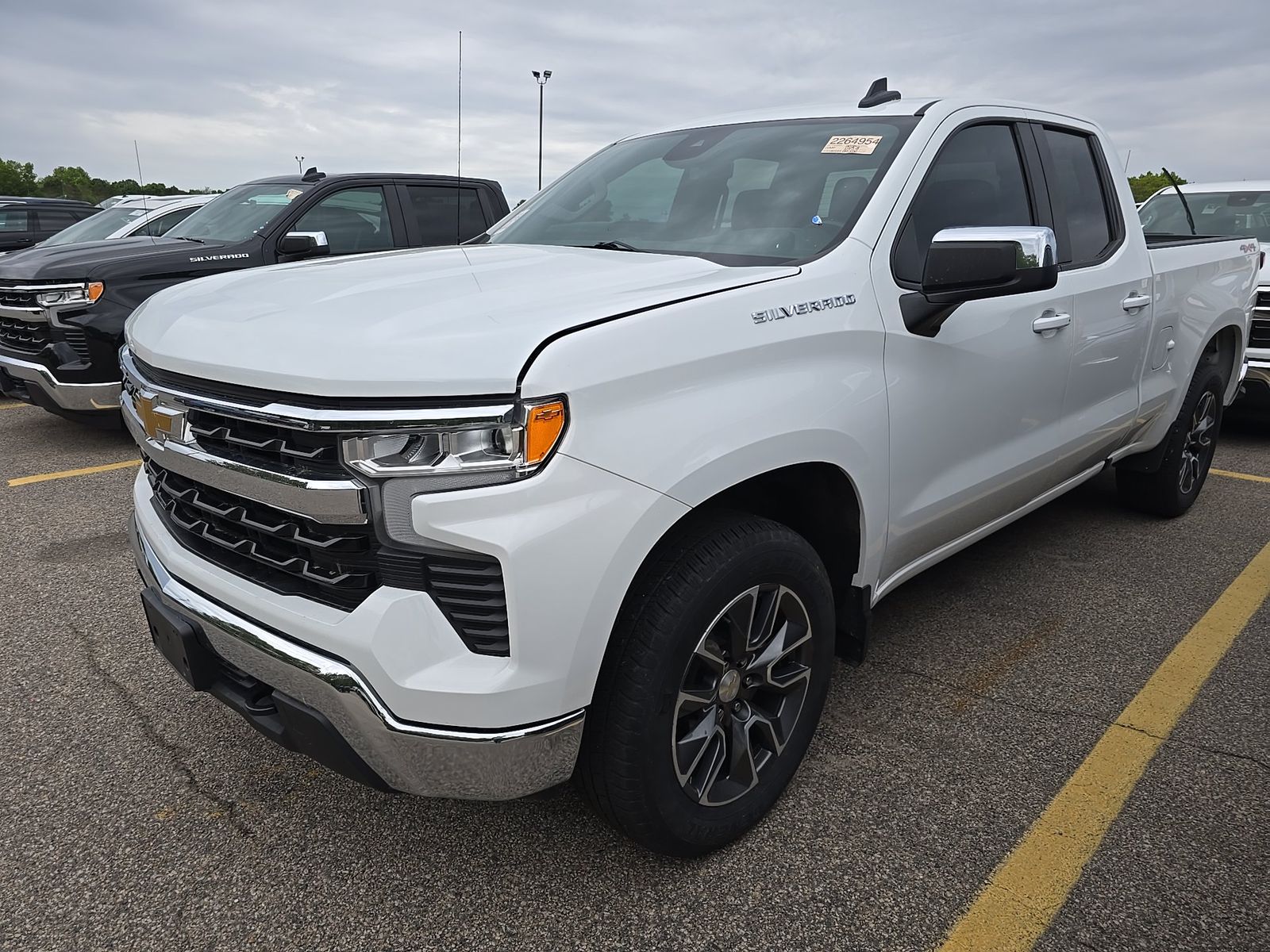 2023 Chevrolet Silverado 1500 LT AWD
