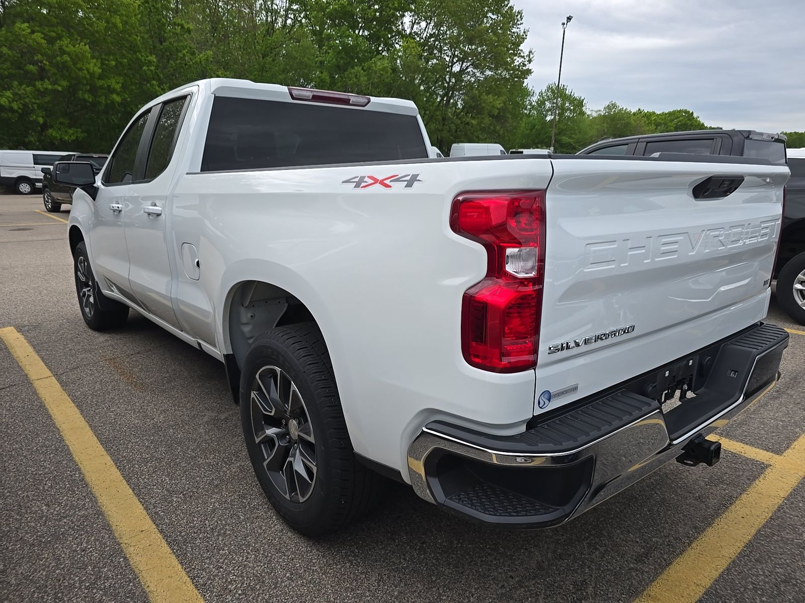 2023 Chevrolet Silverado 1500 LT AWD