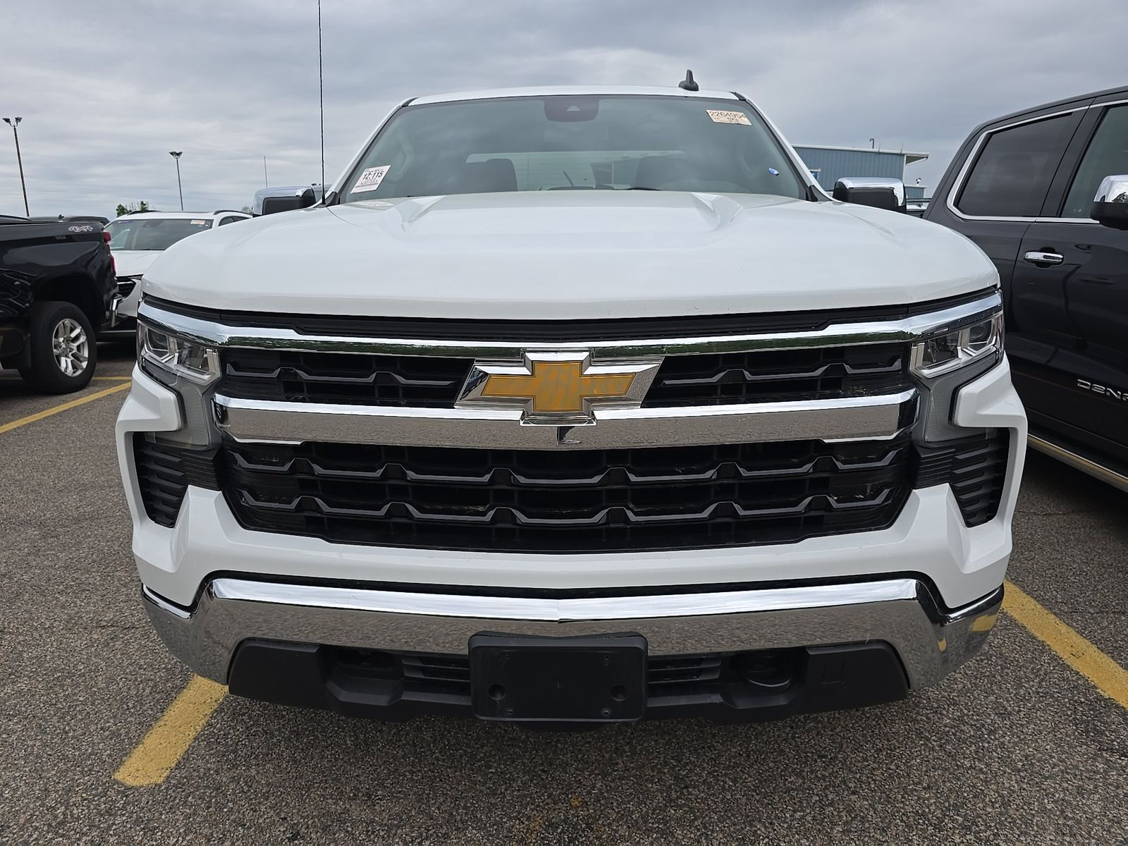 2023 Chevrolet Silverado 1500 LT AWD