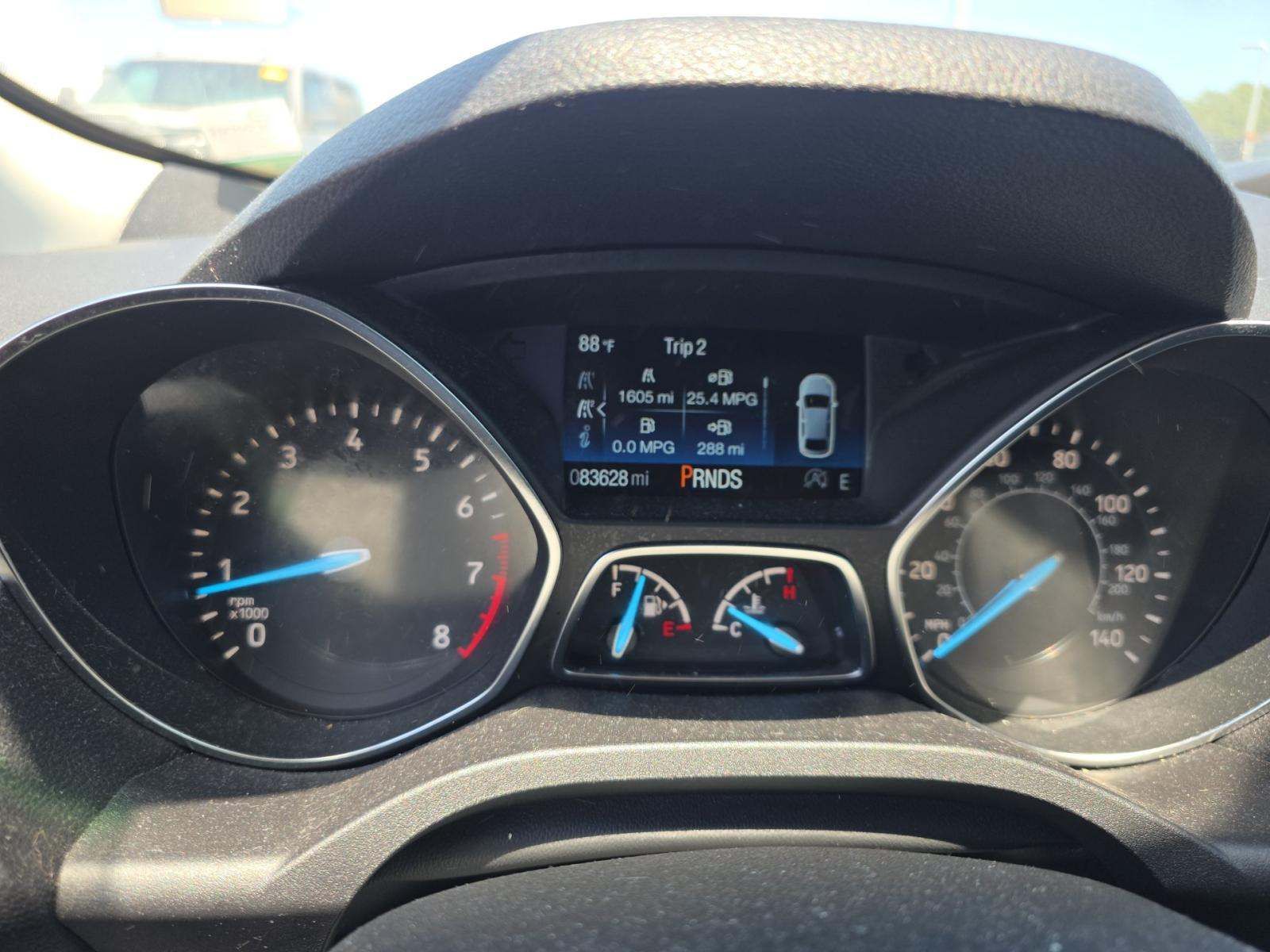 FORD ESCAPE - 10