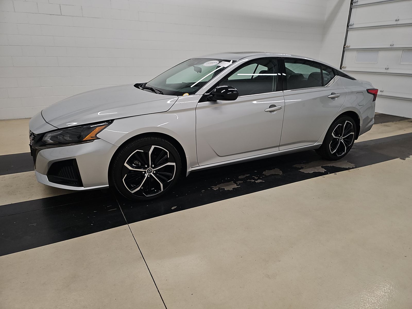 2023 Nissan Altima 2.5 SR AWD's photo