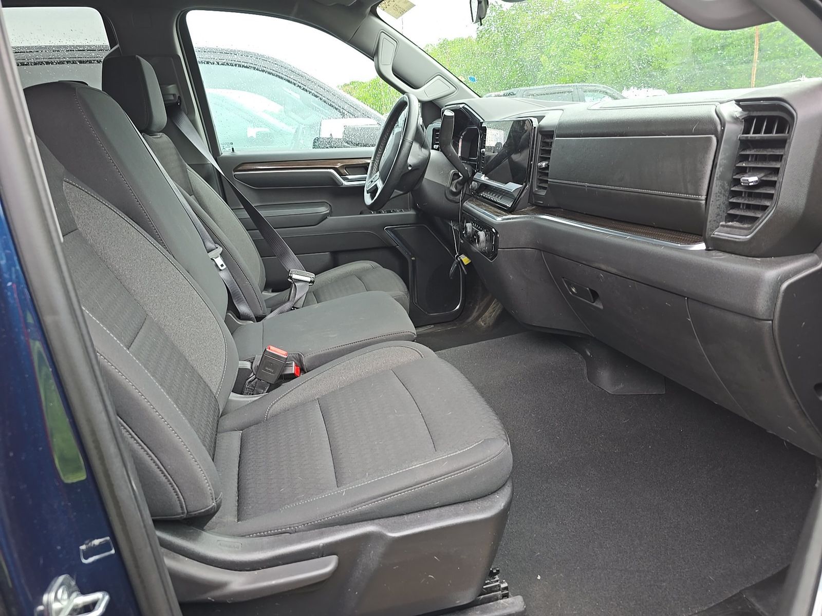 2023 Chevrolet Silverado 1500 LT AWD