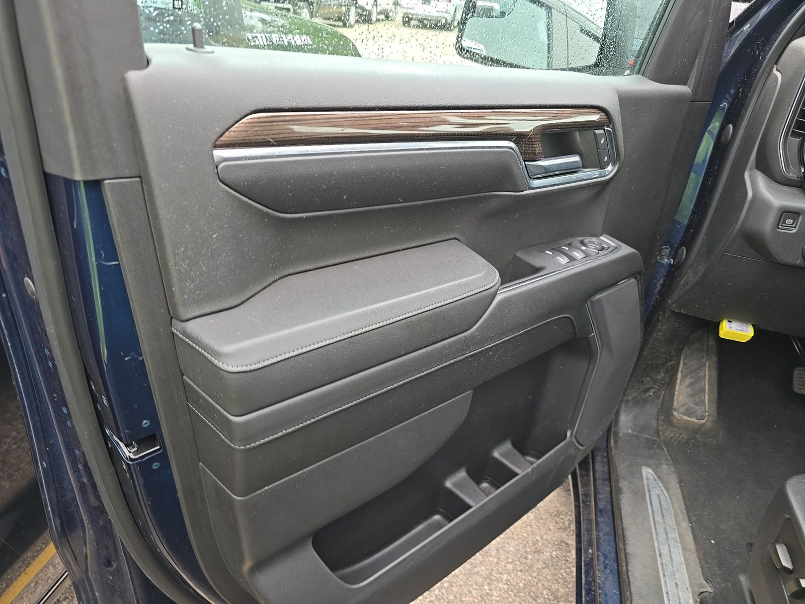 2023 Chevrolet Silverado 1500 LT AWD
