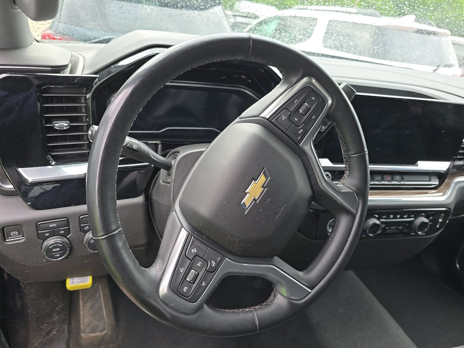 2023 Chevrolet Silverado 1500 LT AWD