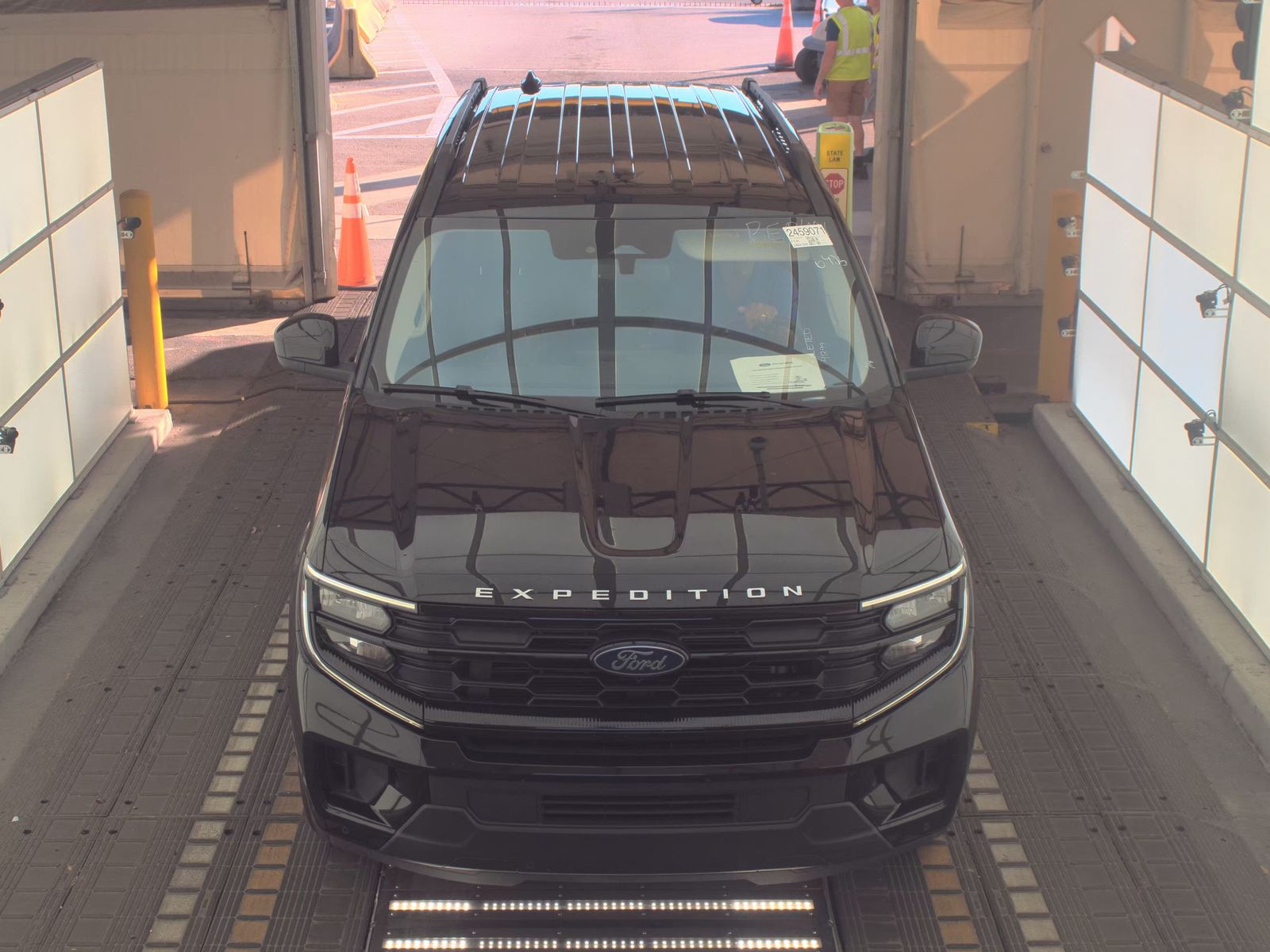 FORD EXPEDITION - 3