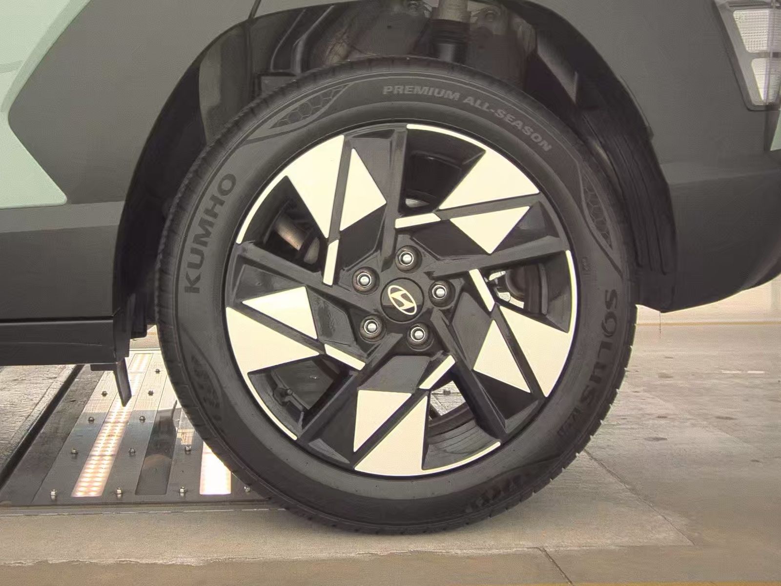 2024 Hyundai Kona SEL FWD