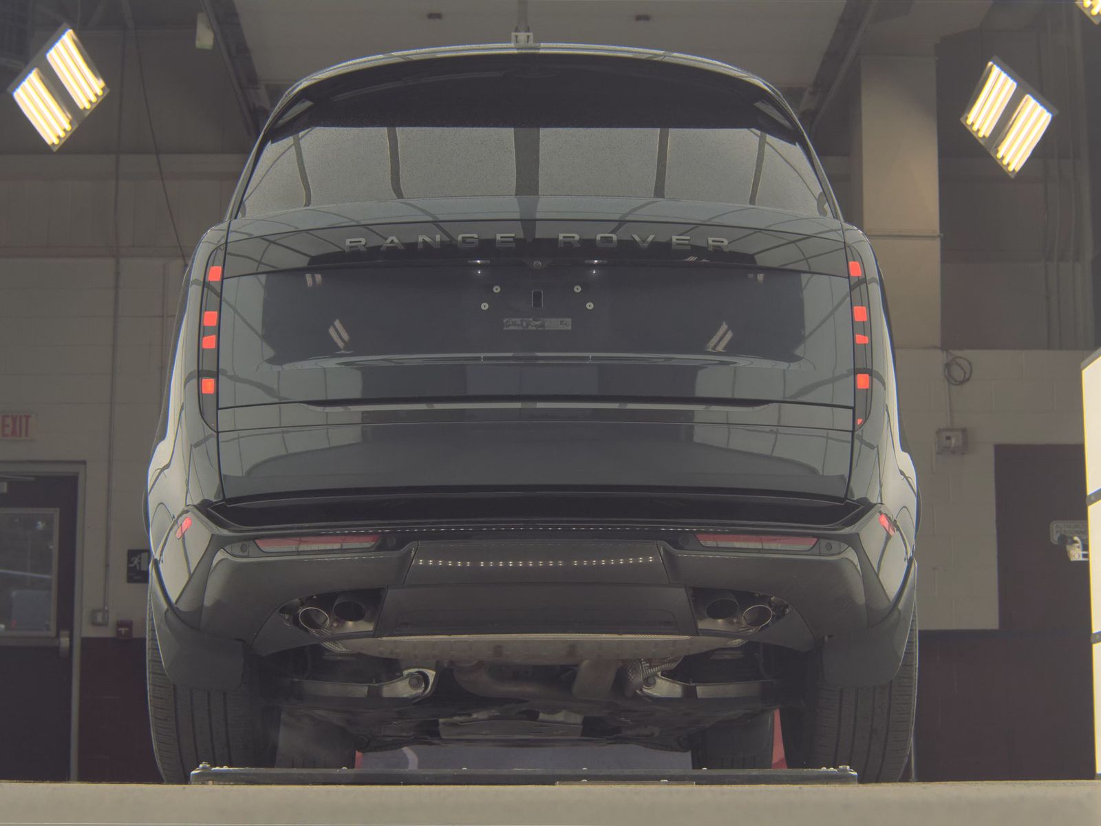 2025 Land Rover Range Rover Autobiography LWB AWD