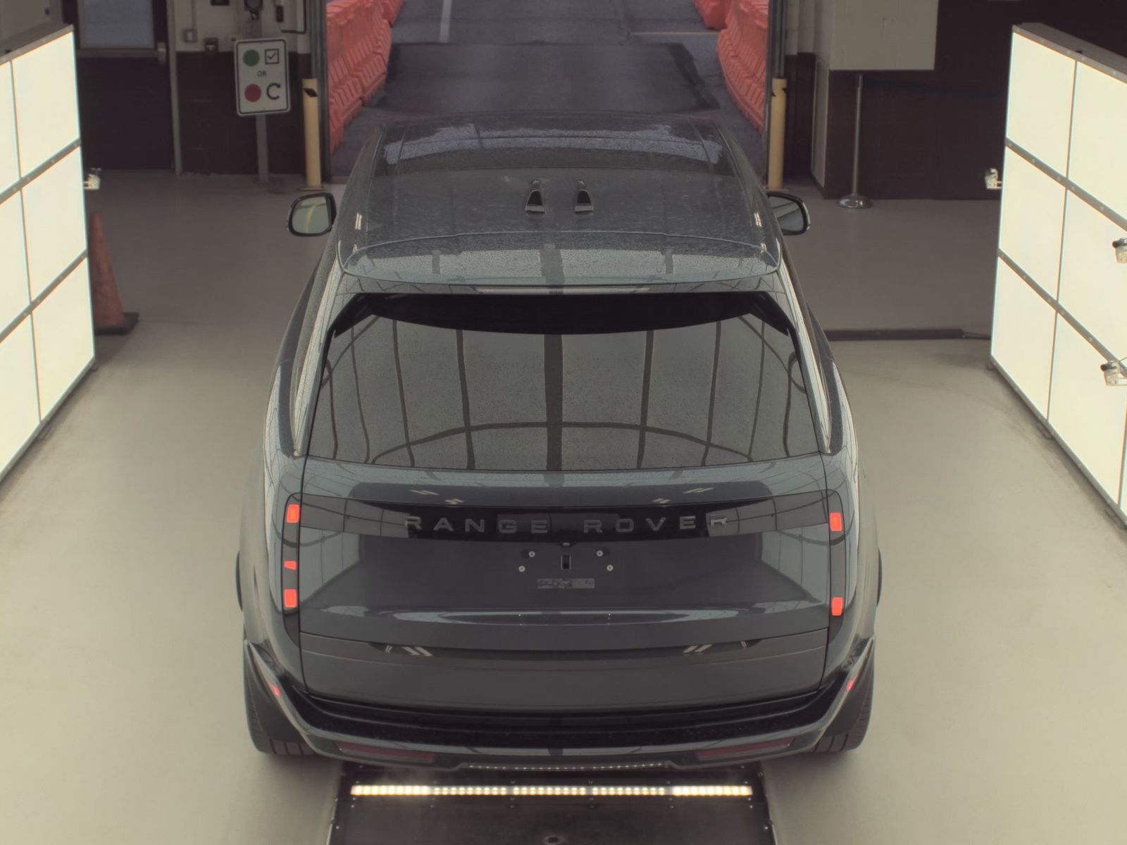 2025 Land Rover Range Rover Autobiography LWB AWD