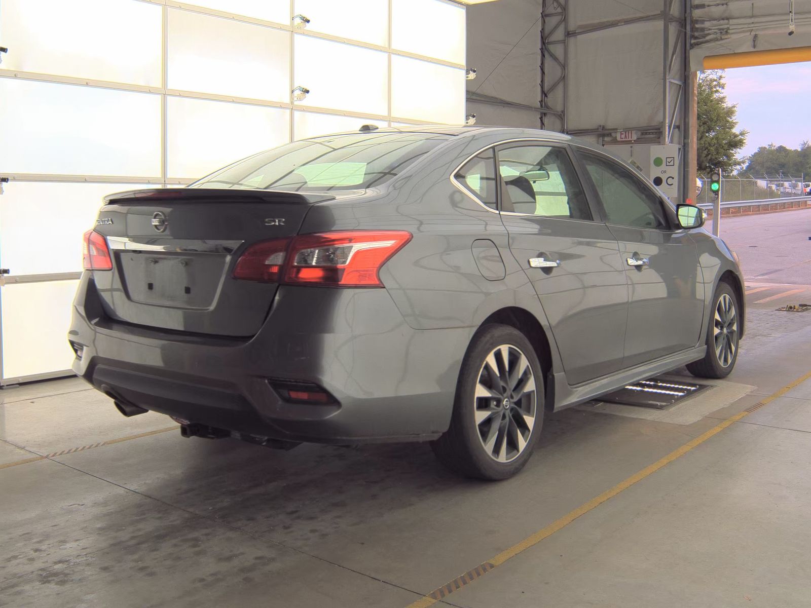 NISSAN SENTRA - 6