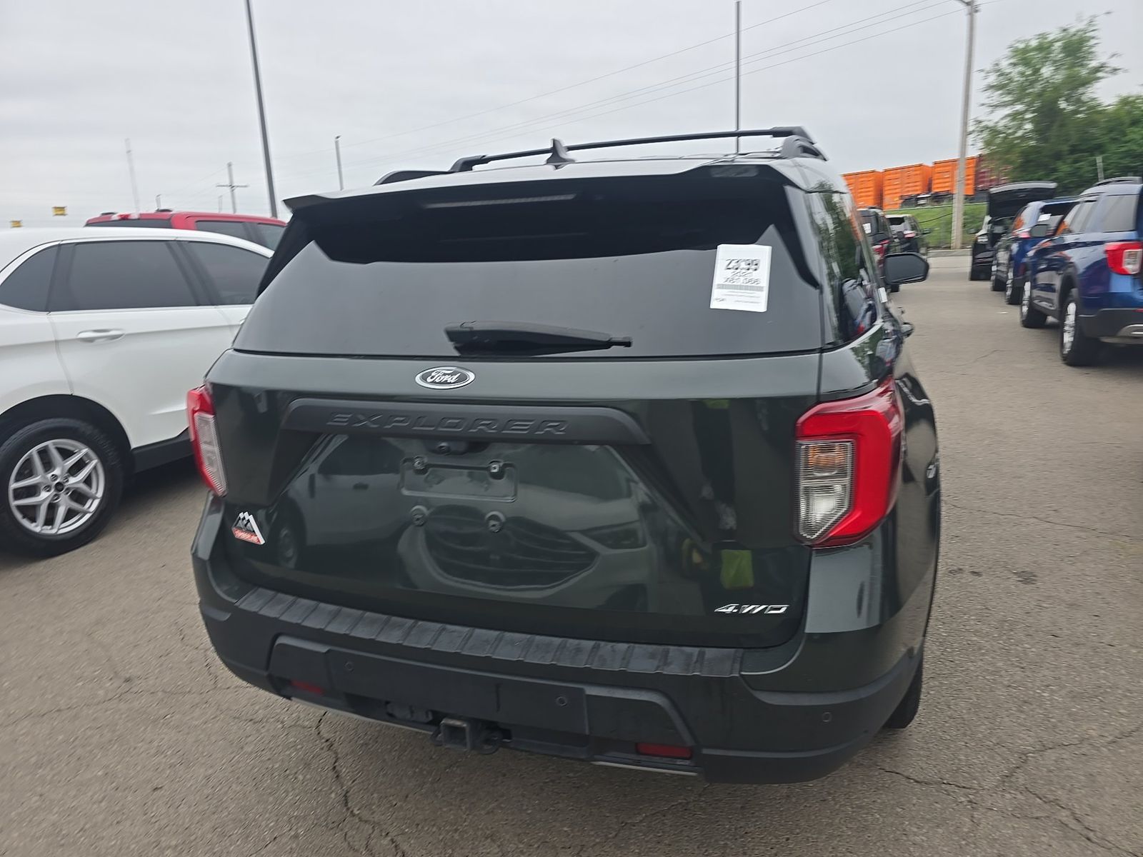 FORD EXPLORER - 6