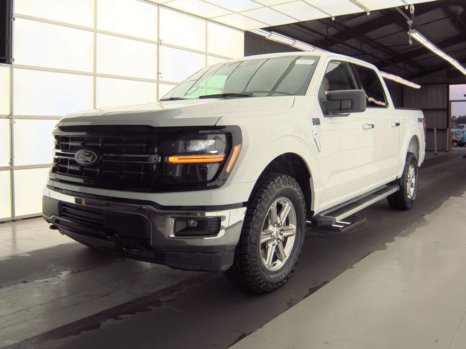 2025 Ford F-150 XLT AWD