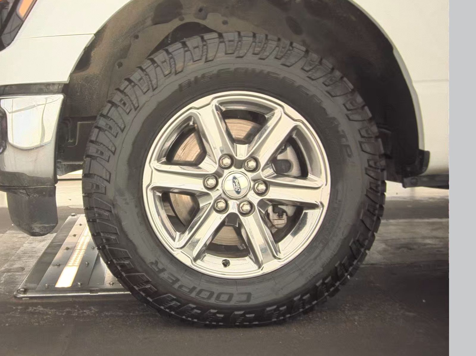 2025 Ford F-150 XLT AWD