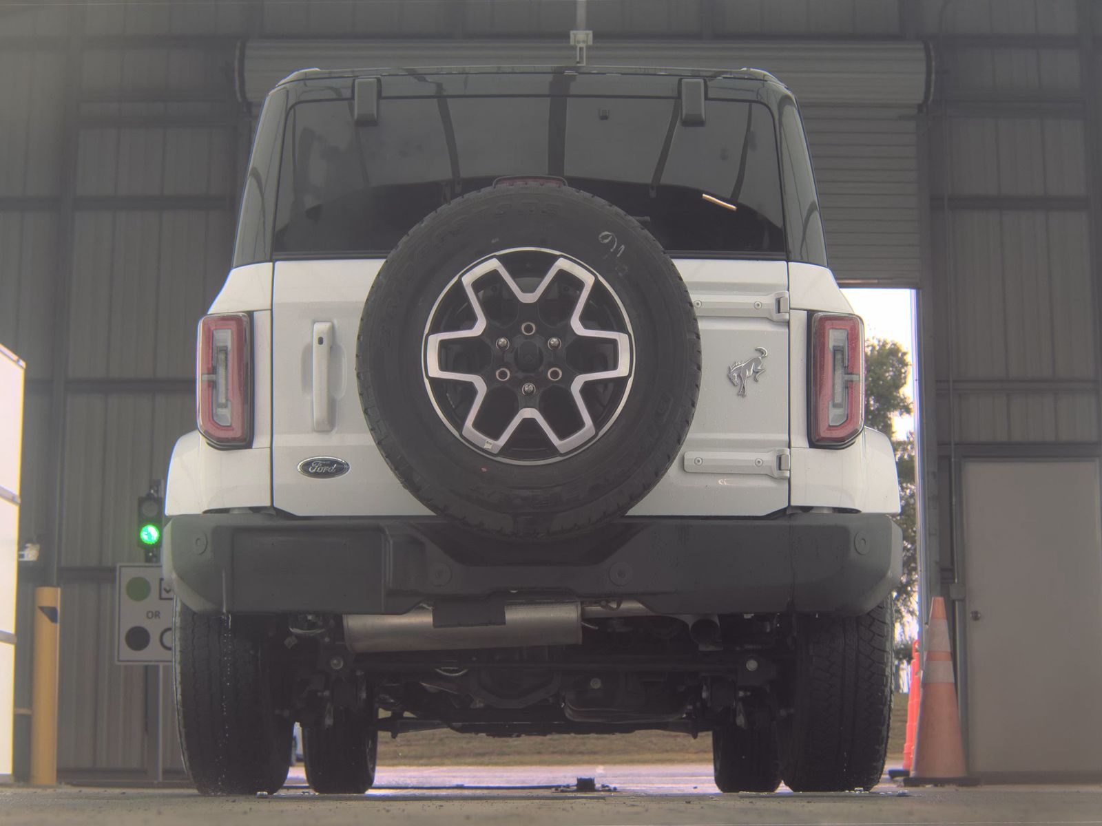 FORD BRONCO - 8