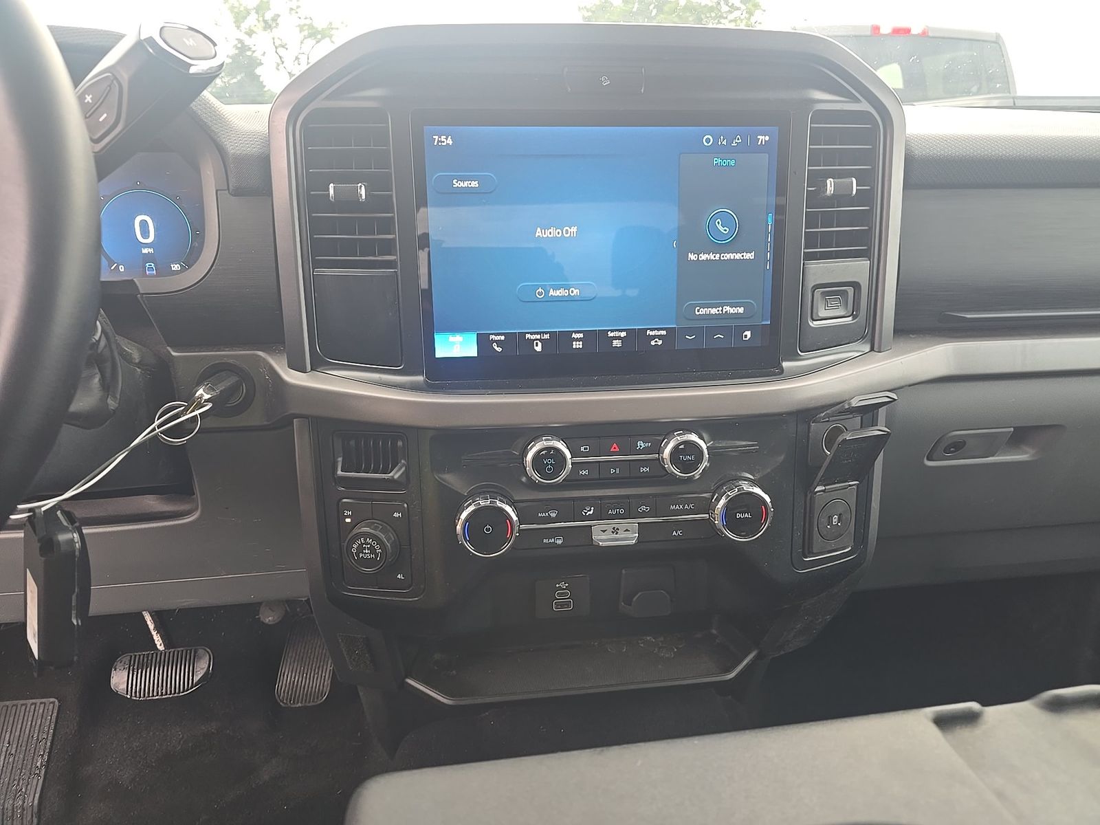2025 Ford F-150 XLT AWD