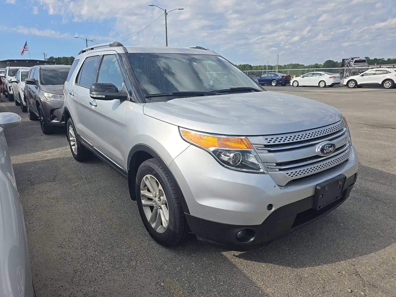 FORD EXPLORER - 4