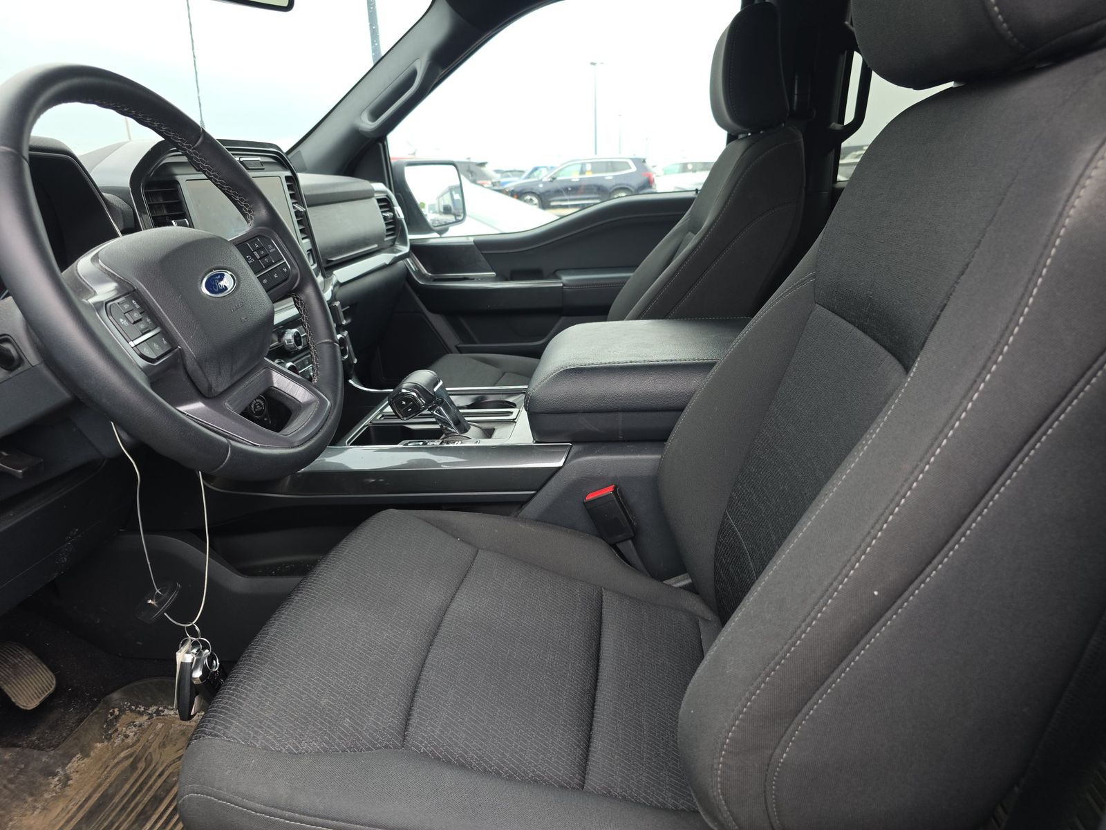 FORD F-150 - 8