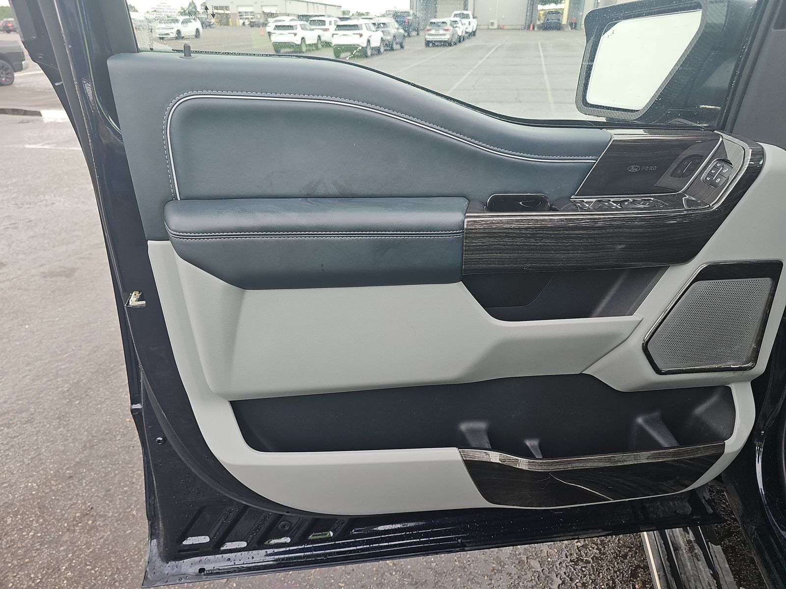 2022 Ford F-150 Hybrid Limited AWD