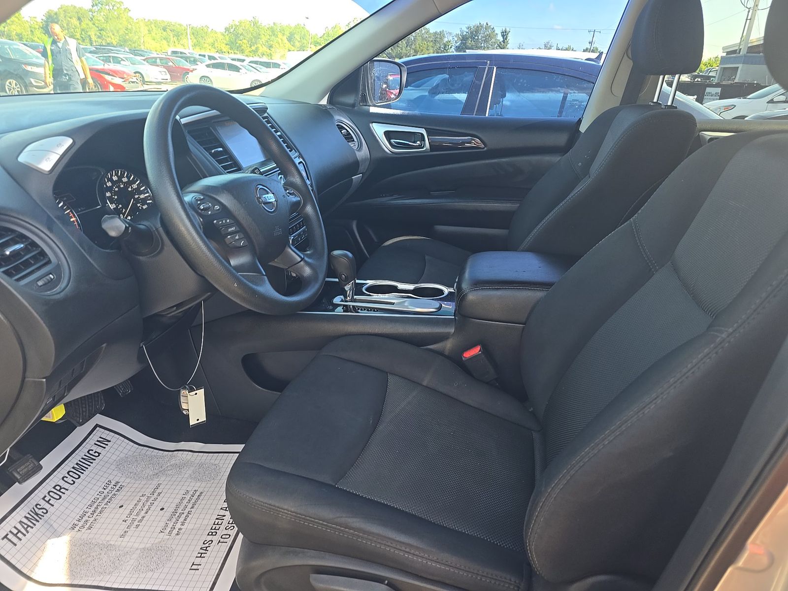 2020 Nissan Pathfinder S FWD