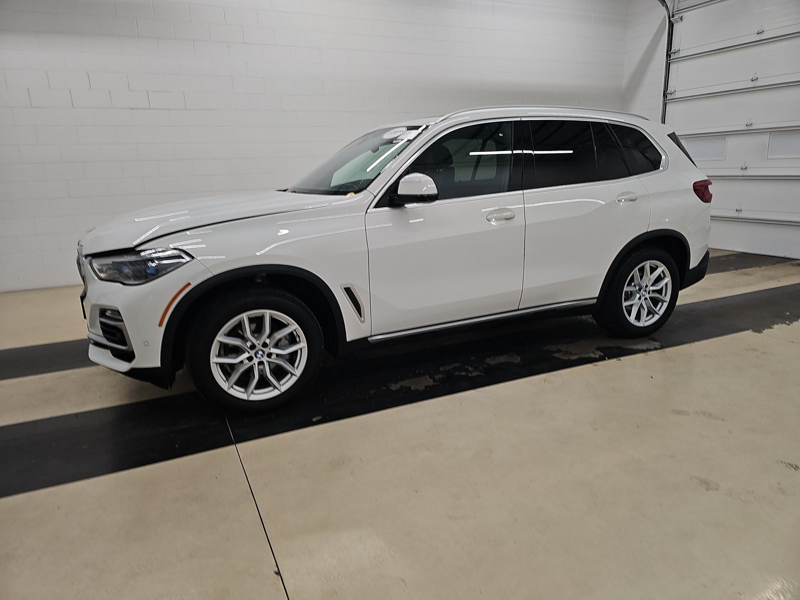 2020 BMW X5 xDrive40i's photo