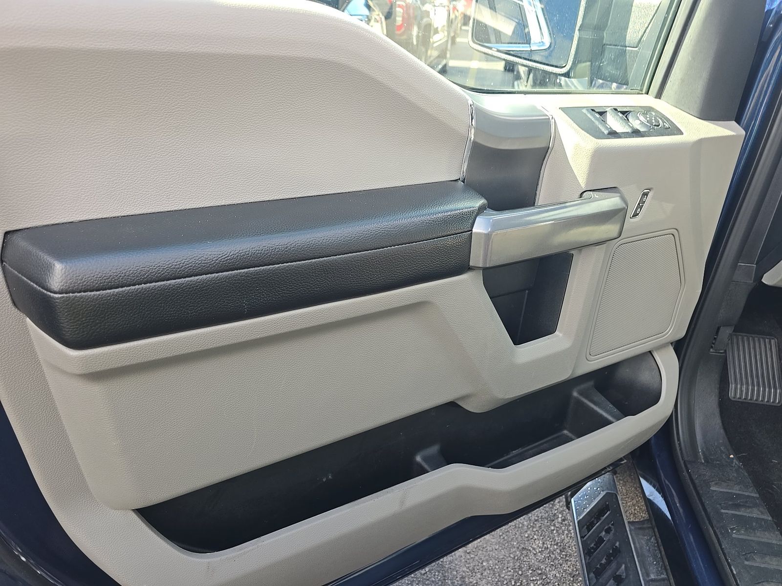 FORD F-150 - 10
