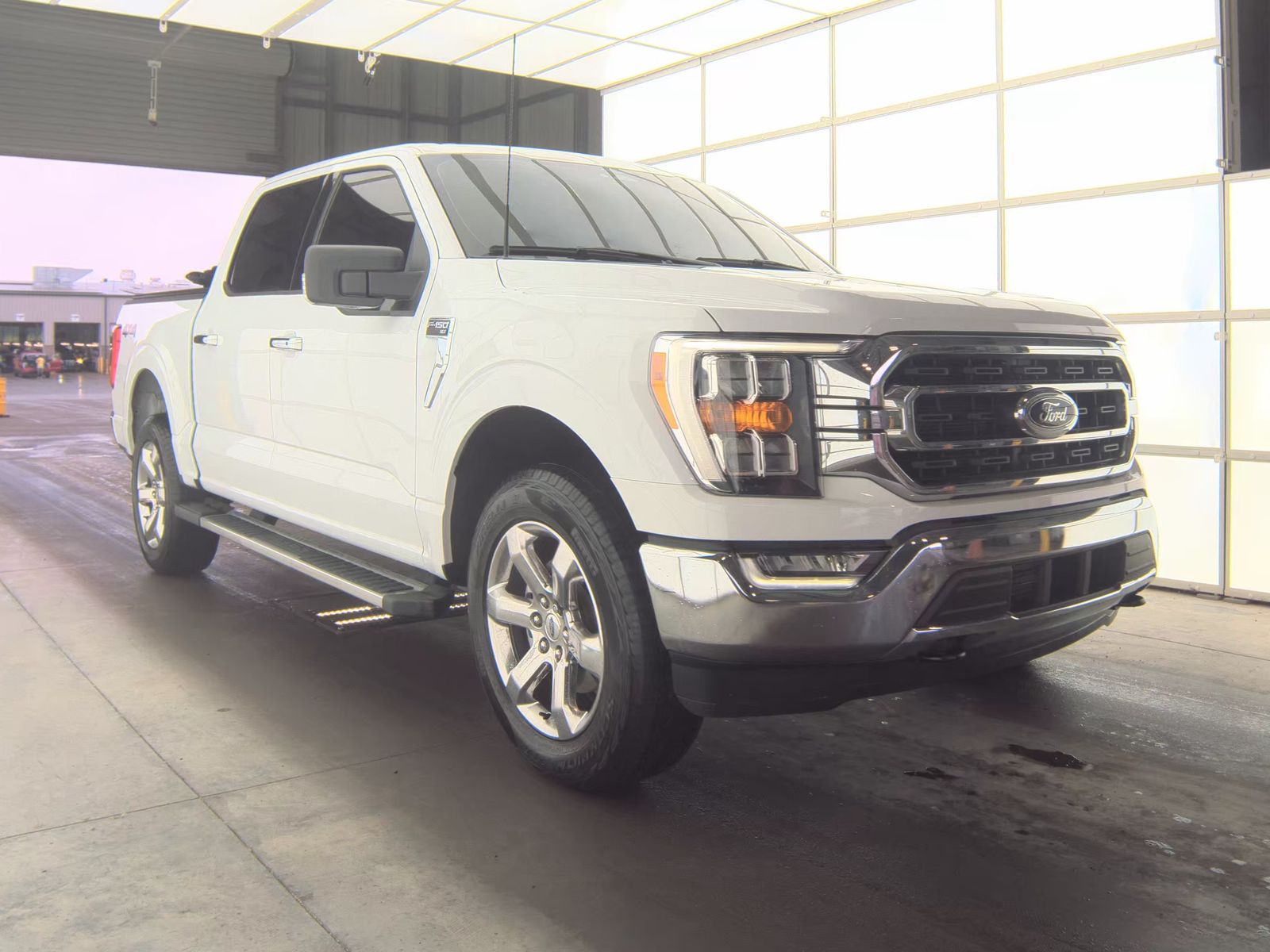 2023 Ford F-150 XLT AWD
